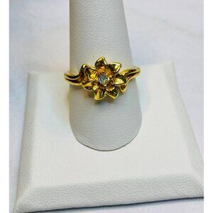 Gold Plated Flower Ring With Clear Stone Accent Size 9.75. -160